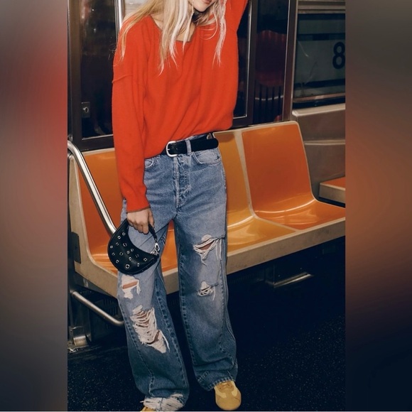 Free People Baby Carryall Bag Charm - Picture 6 of 6